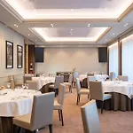 Отель Cidnay - & Executive Center Санту-Тирсу