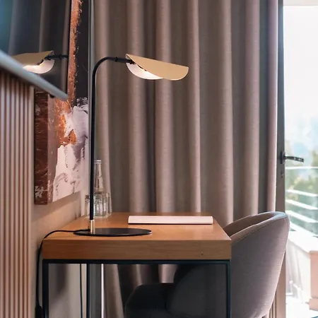 Cidnay - & Executive Center Otel 4*