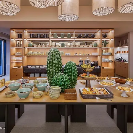 Cidnay - Charming & Executive Center Hotel