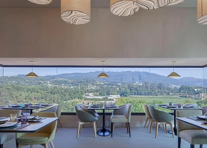 Cidnay - & Executive Center 4*