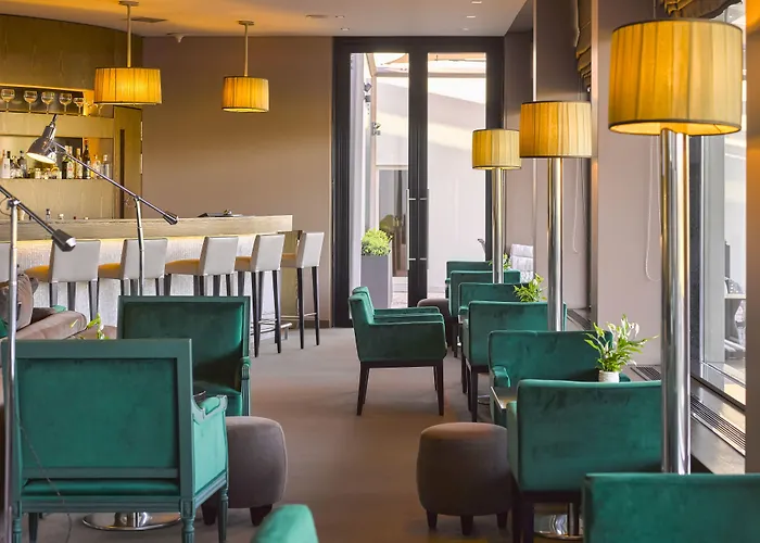 Cidnay - & Executive Center Hotel 4*