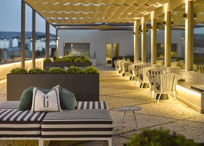 Cidnay - & Executive Center 4*