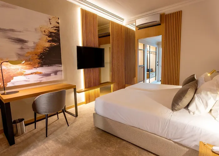 Hotel Cidnay - & Executive Center