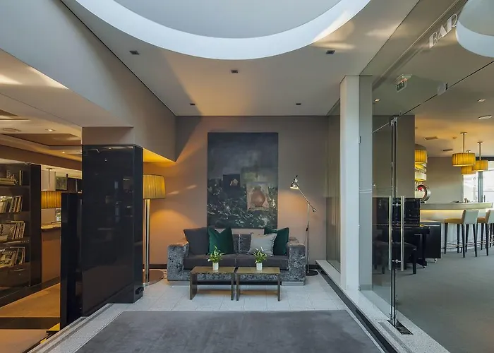 Cidnay - & Executive Center